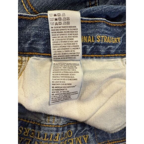 American Eagle Original Straight 5-Pocket Jeans Sz. 26X28 - Picture 7 of 7